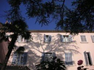 Draguignan France hotel promo code agoda.com
