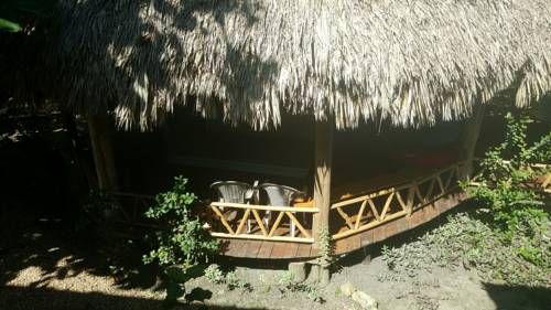 Bullet Tree Falls Belice promoción de código de hotel booking.com