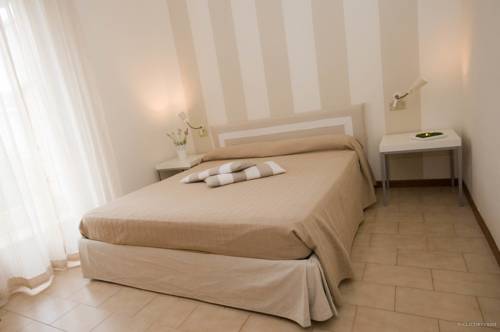 Sirmione Italia promoción de código de hotel booking.com