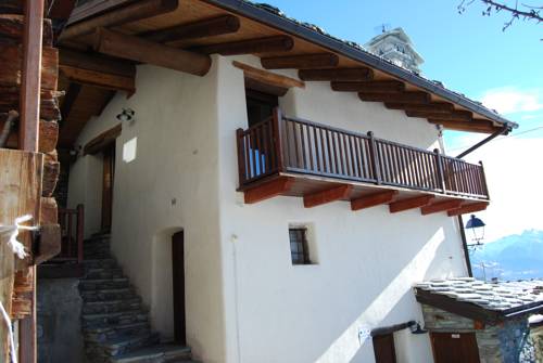 Verrayes Italy hotel promo code booking.com
