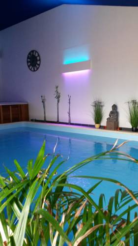 Pomport Frankreich Hotel Gutscheincode booking.com