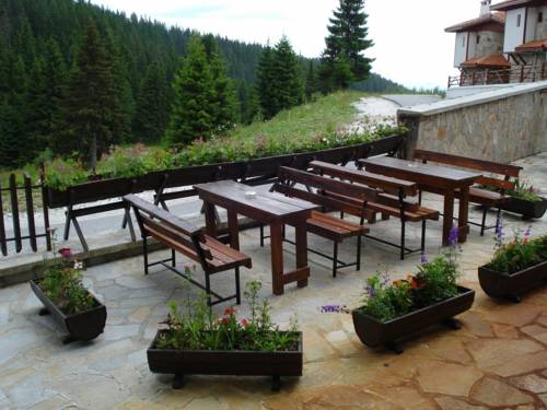 Pamporovo Bulgaria hotel promo code booking.com