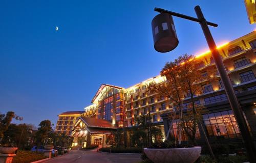 Xianning China hotel promo code agoda.com