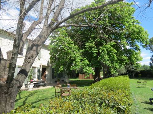 Beaucaire France code promo hôtel booking.com