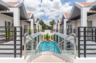 Angeles / Clark Philippines hotel promo code agoda.com