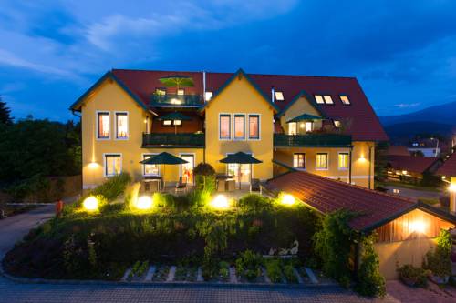 Weißkirchen Austria hotel promo code booking.com