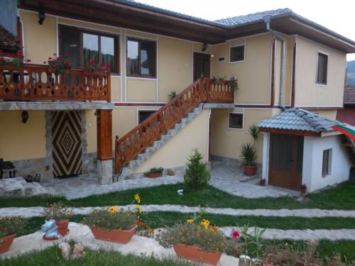 Koprivshtitsa Bulgaria hotel promo code booking.com