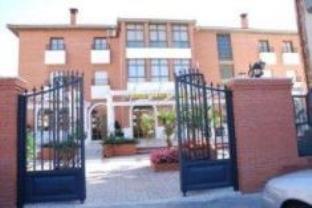 Cebreros Spain hotel promo code agoda.com