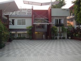 Yangon Myanmar hotel promo code agoda.com
