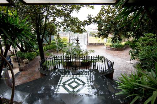 Pompei Italy hotel promo code booking.com